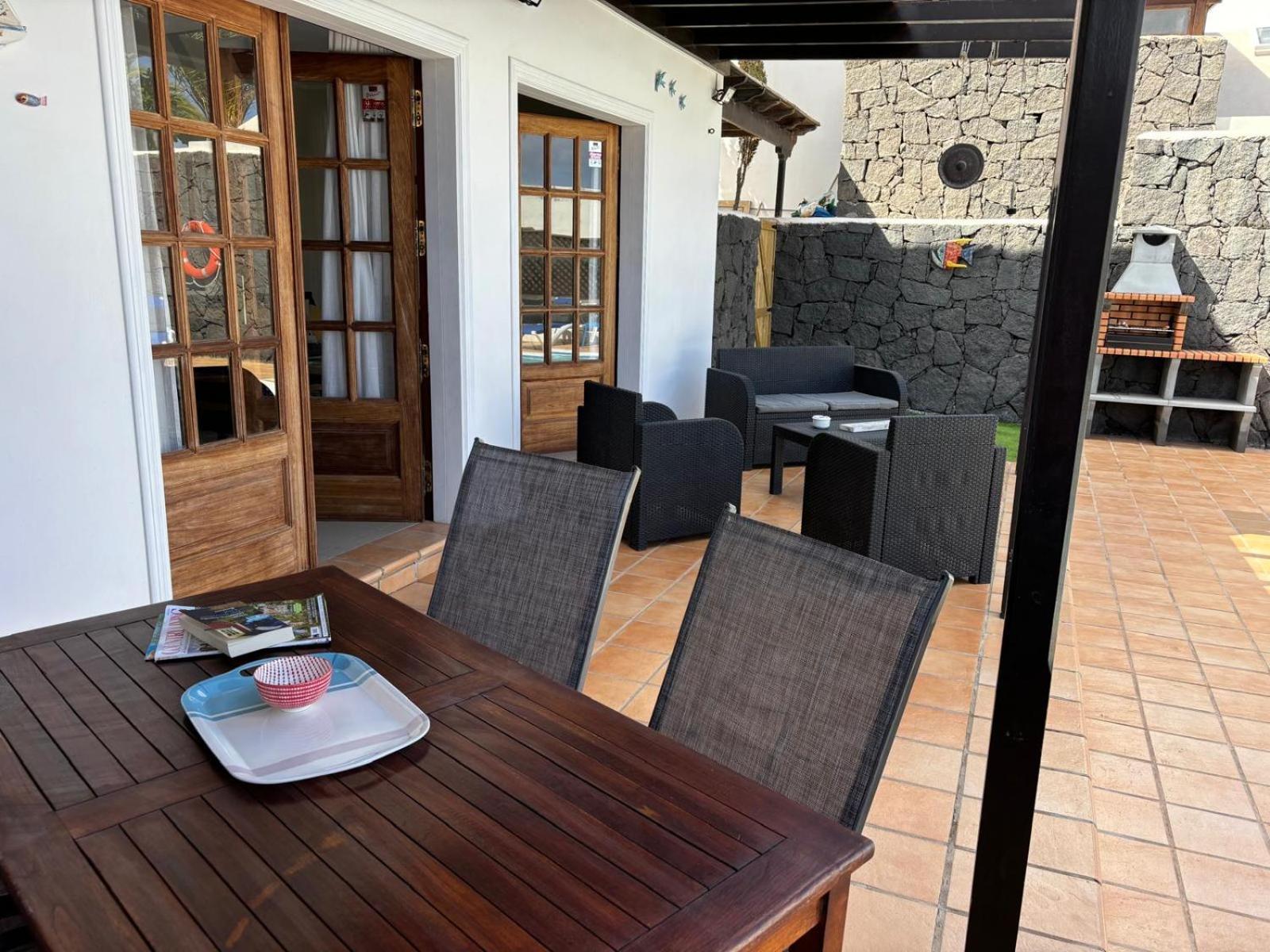 Villa Adel 56, Private Heated Pool, Parking Playa Blanca  Exterior photo